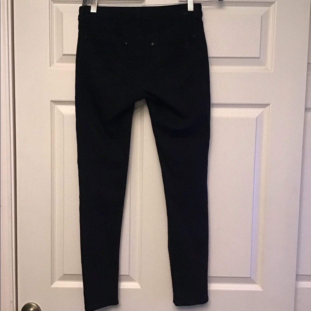 Emma' Power Legging Jeans - Picture 5 of 5